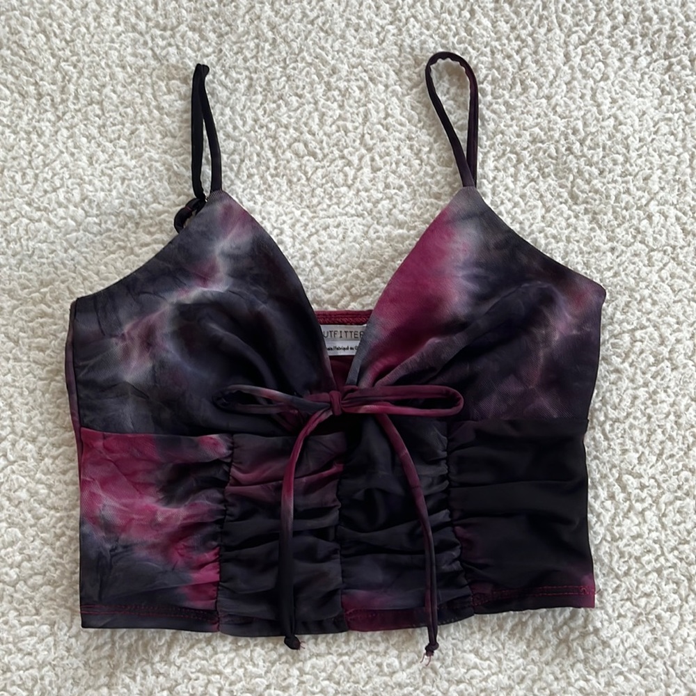 Urban Outfitters UO dark tie-dye crop tank (like new)